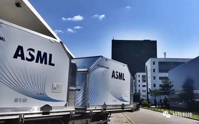 ASML大举向中国出口光刻机，或在于忧虑中国光刻机技术取得突破